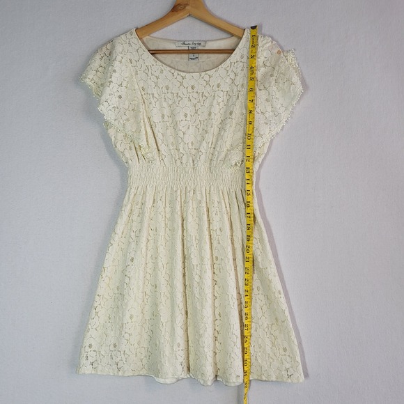 White Lace Mini Dress Spring Rush Coquette Cottagecore Size Small Cream Tone - Picture 11 of 14
